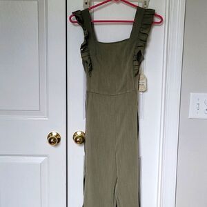 Altar'd State Ankle Length Jumpsuit Size XS NWT